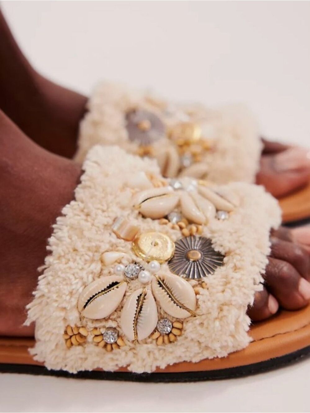 Free People Shipwreck Surf Shell Sandals 7 New - Picture 3 of 6